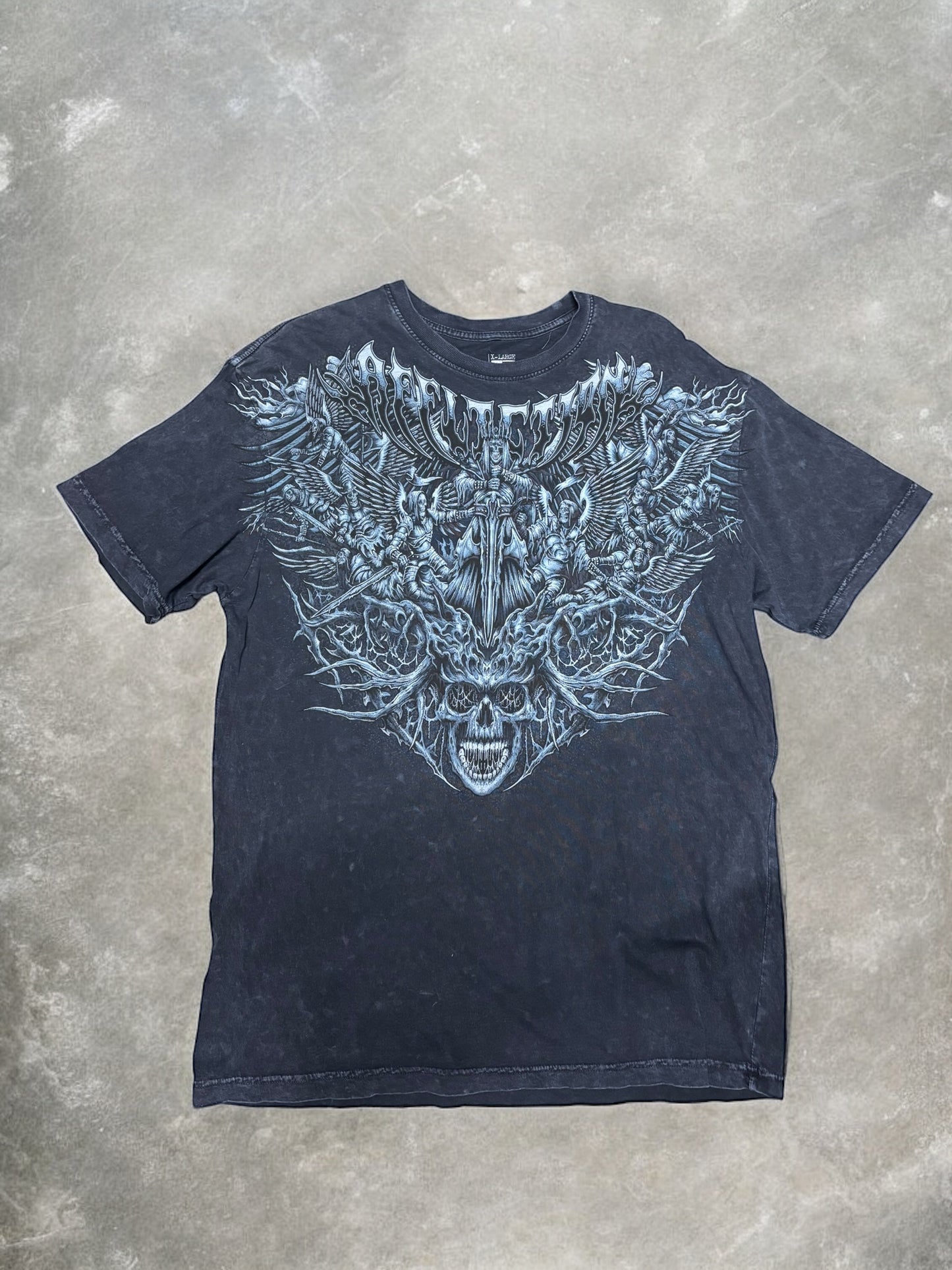 (L) Vintage Y2K Affliction Skull Graphic T-Shirt